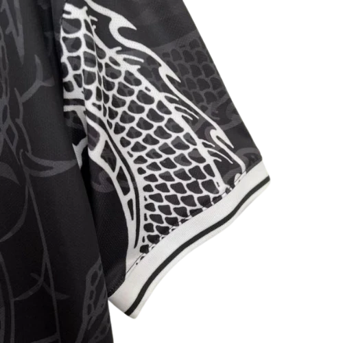 Real Madrid - "Black Drake"