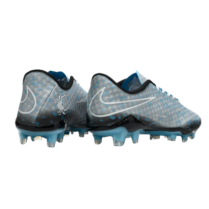 Crampons Hypervenom Phantom